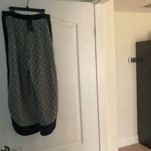 Kosan Tasha pants gray with black trim